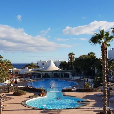 Luxury Villa Sea Front Costa Teguise Εξωτερικό φωτογραφία
