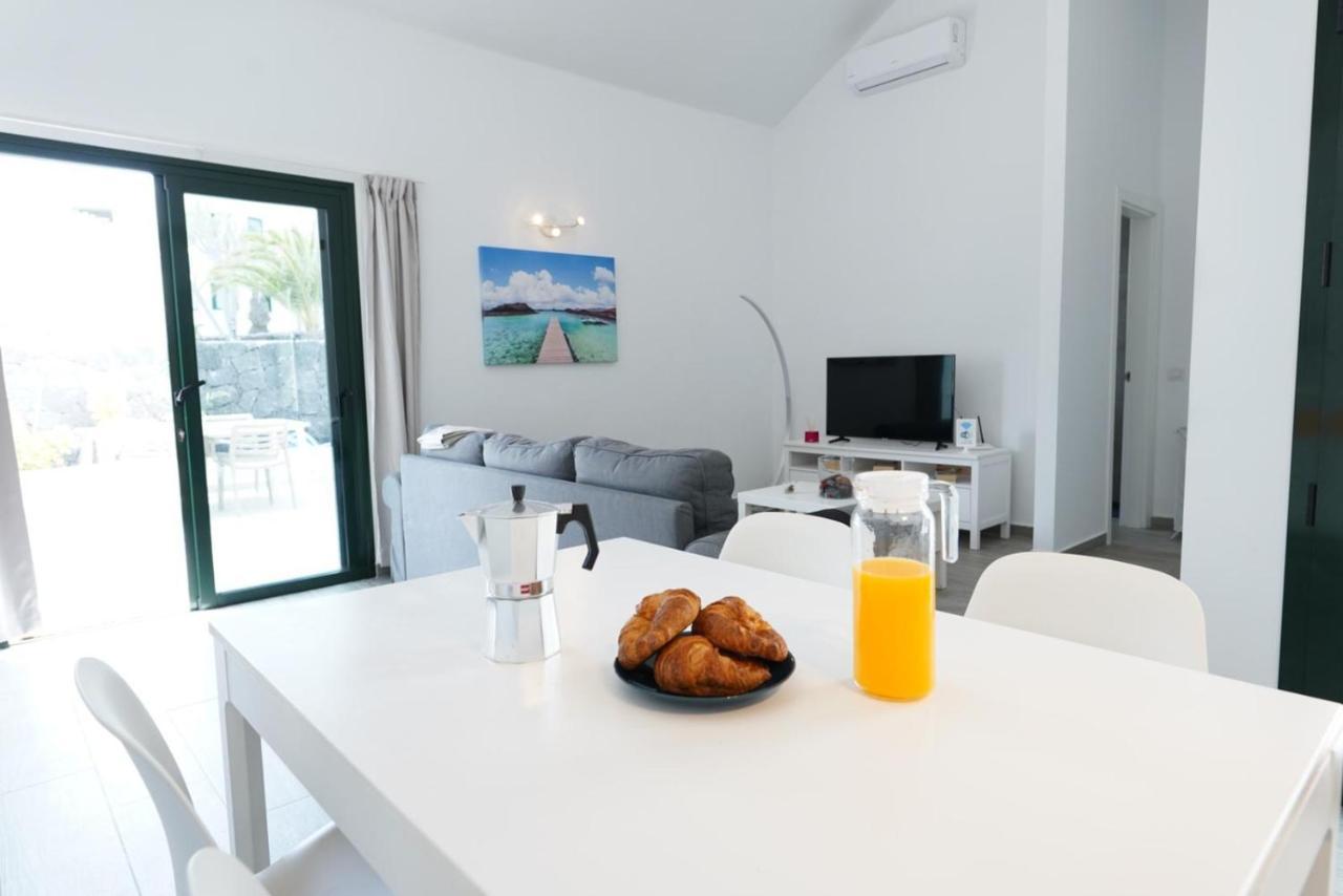 Luxury Villa Sea Front Costa Teguise Εξωτερικό φωτογραφία