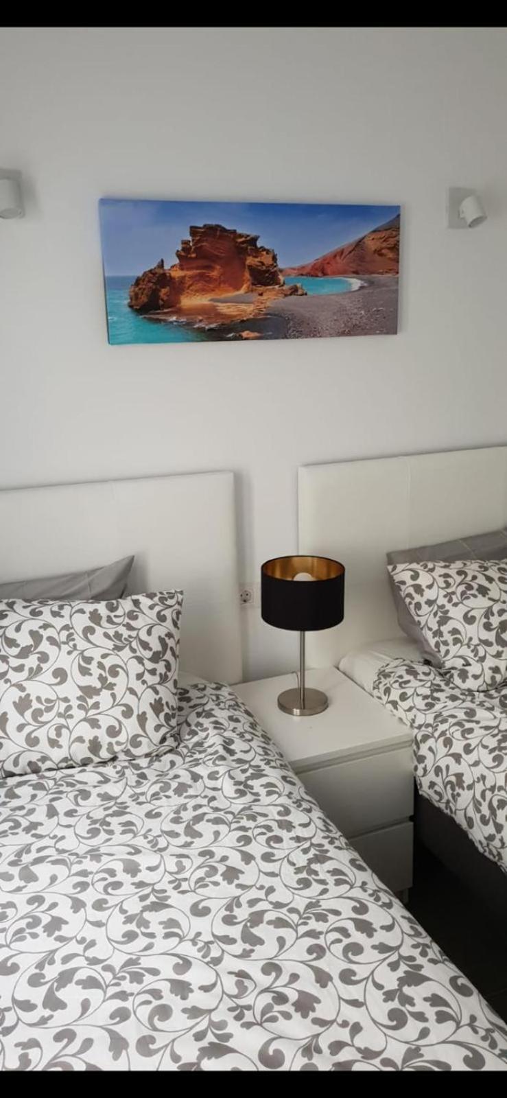 Luxury Villa Sea Front Costa Teguise Εξωτερικό φωτογραφία