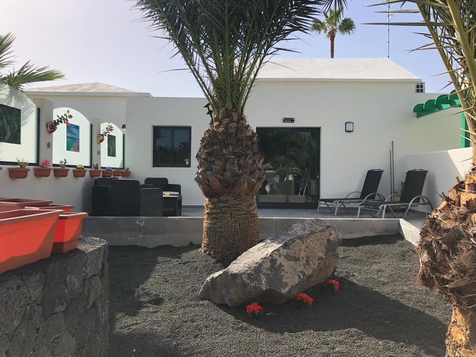 Luxury Villa Sea Front Costa Teguise Εξωτερικό φωτογραφία