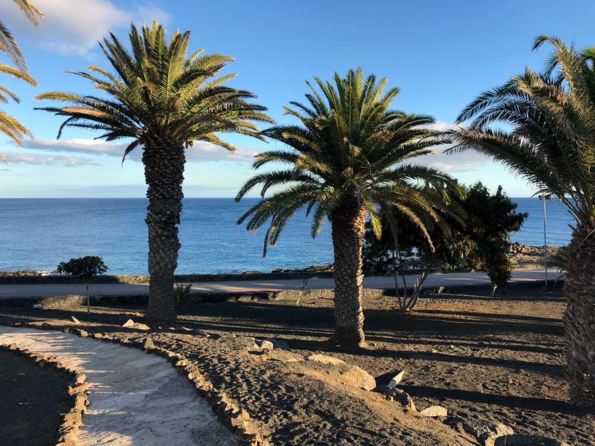 Luxury Villa Sea Front Costa Teguise Εξωτερικό φωτογραφία