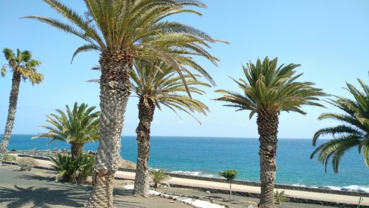 Luxury Villa Sea Front Costa Teguise Εξωτερικό φωτογραφία
