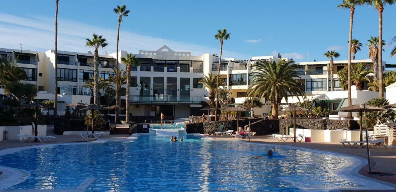 Luxury Villa Sea Front Costa Teguise Εξωτερικό φωτογραφία